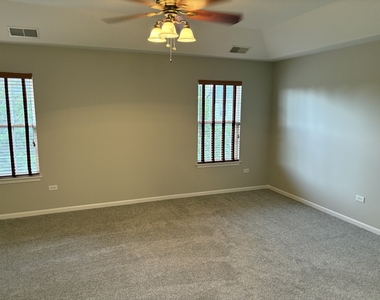 2912 Forest Creek Lane - Photo Thumbnail 12