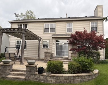 2912 Forest Creek Lane - Photo Thumbnail 21