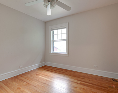 1499 Glencoe Avenue - Photo Thumbnail 13