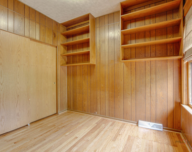 1499 Glencoe Avenue - Photo Thumbnail 9