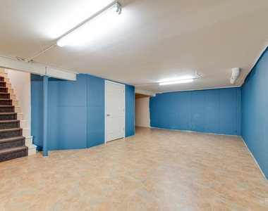 111 E Magnolia Street - Photo Thumbnail 17