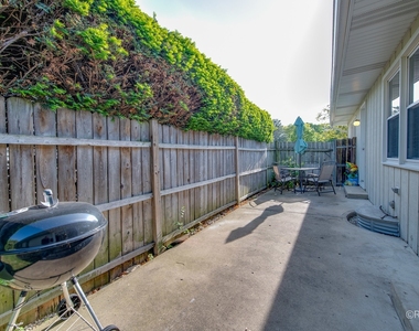 111 E Magnolia Street - Photo Thumbnail 23