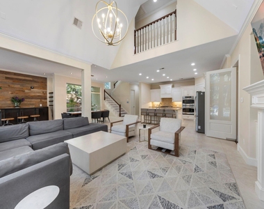 90 W Horizon Ridge Place - Photo Thumbnail 12