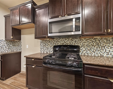 2510 Shady Falls Lane - Photo Thumbnail 14