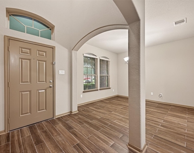 2510 Shady Falls Lane - Photo Thumbnail 3