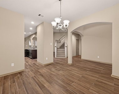 2510 Shady Falls Lane - Photo Thumbnail 5