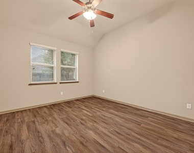 2510 Shady Falls Lane - Photo Thumbnail 30
