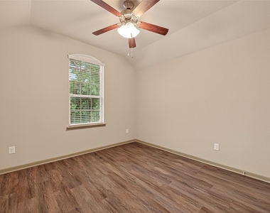 2510 Shady Falls Lane - Photo Thumbnail 22