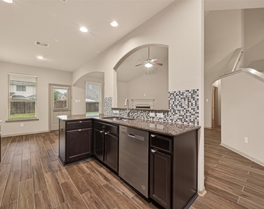 2510 Shady Falls Lane - Photo Thumbnail 13