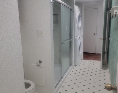 3303 W Greenridge Drive Drive - Photo Thumbnail 11