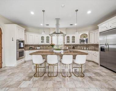 16218 Barklea Road - Photo Thumbnail 11