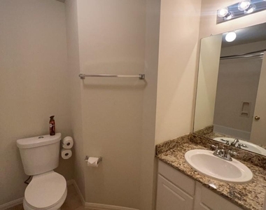 5523 Dapplewood Lane - Photo Thumbnail 14