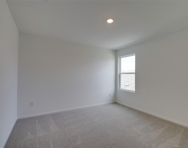 10915 Tawny Ridge - Photo Thumbnail 20