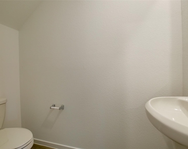10915 Tawny Ridge - Photo Thumbnail 5