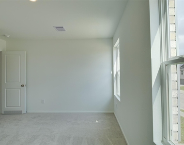 10915 Tawny Ridge - Photo Thumbnail 28