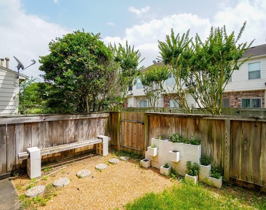 2910 Grants Lake Boulevard - Photo Thumbnail 30