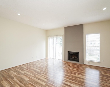 2910 Grants Lake Boulevard - Photo Thumbnail 5