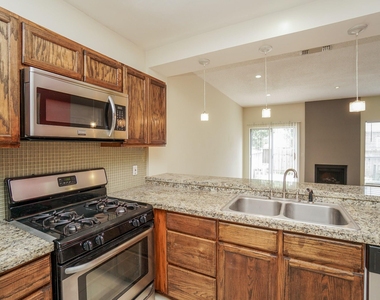 2910 Grants Lake Boulevard - Photo Thumbnail 15