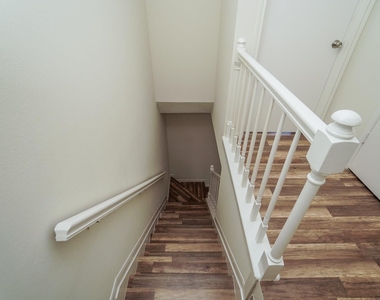 2910 Grants Lake Boulevard - Photo Thumbnail 18