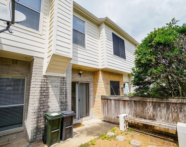 2910 Grants Lake Boulevard - Photo Thumbnail 31