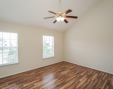 2910 Grants Lake Boulevard - Photo Thumbnail 26