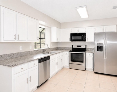 2322 Sunset Trail - Photo Thumbnail 3