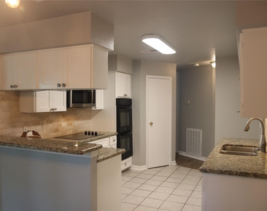 27 N Greenbud Court - Photo Thumbnail 12