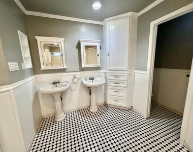 27 N Greenbud Court - Photo Thumbnail 19