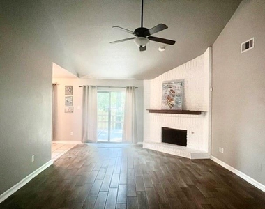 27 N Greenbud Court - Photo Thumbnail 5