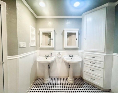27 N Greenbud Court - Photo Thumbnail 18
