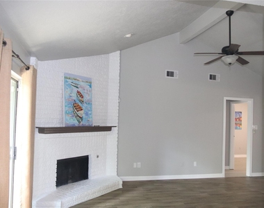 27 N Greenbud Court - Photo Thumbnail 4