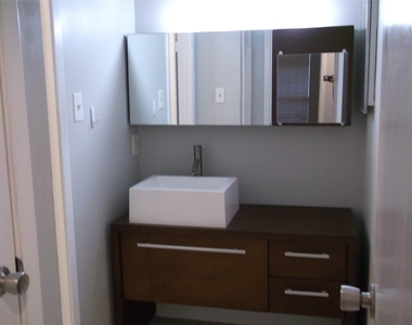 8801 Hammerly Boulevard - Photo Thumbnail 6