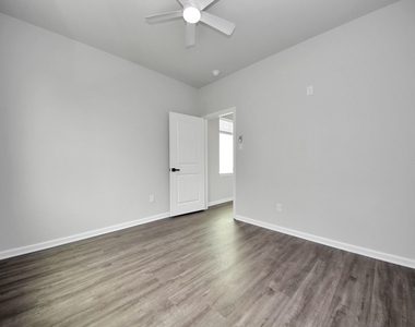 303 S Utah Street - Photo Thumbnail 23