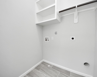303 S Utah Street - Photo Thumbnail 25