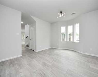 303 S Utah Street - Photo Thumbnail 10