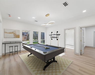 2306 Mill Lake Drive - Photo Thumbnail 10