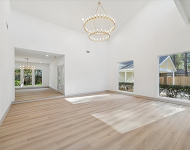 2306 Mill Lake Drive - Photo Thumbnail 18