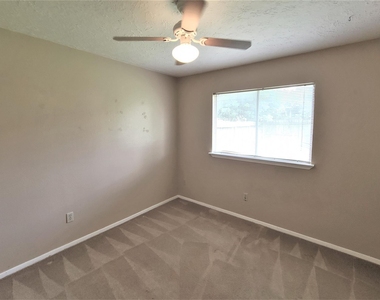 3010 Becket Street - Photo Thumbnail 6
