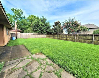 3010 Becket Street - Photo Thumbnail 10