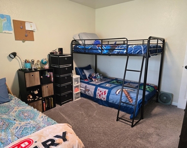 6314 Ramsgate Circle - Photo Thumbnail 25
