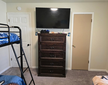 6314 Ramsgate Circle - Photo Thumbnail 27