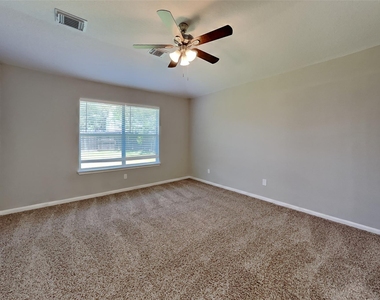 5803 Village Grove Drive - Photo Thumbnail 7