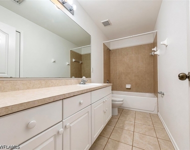 1407 W 10th Street - Photo Thumbnail 10