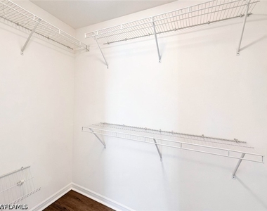1407 W 10th Street - Photo Thumbnail 7