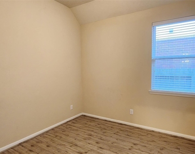 24502 Carlton Springs Lane - Photo Thumbnail 19