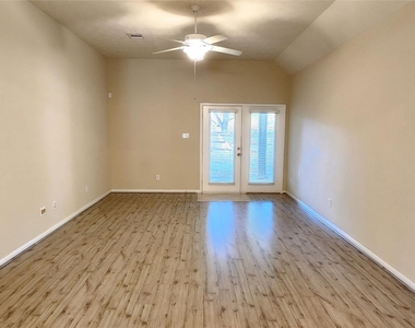 24502 Carlton Springs Lane - Photo Thumbnail 8