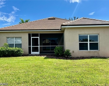 2430 Verdmont Court - Photo Thumbnail 3