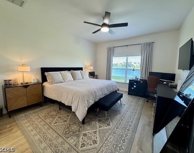 2430 Verdmont Court - Photo Thumbnail 14