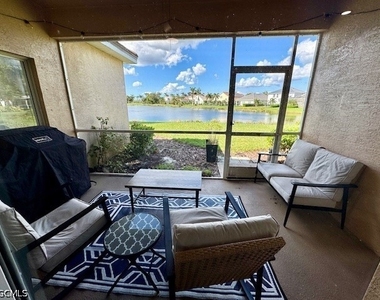 2430 Verdmont Court - Photo Thumbnail 18