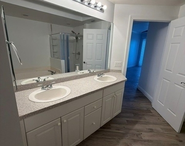 2743 1st Street - Photo Thumbnail 14